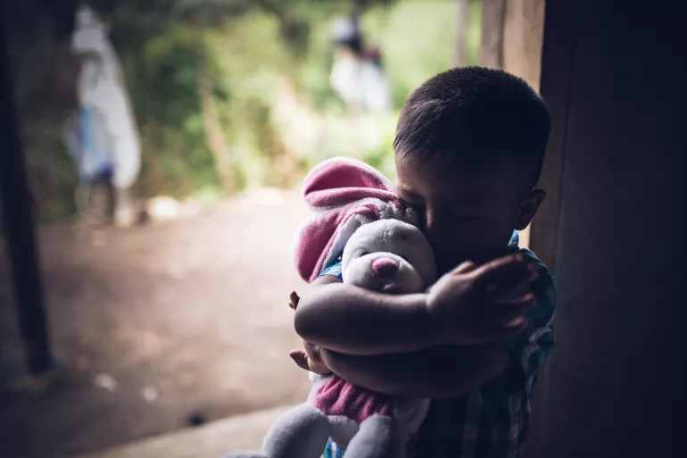 Casi 10 mil niñas, niños y adolescentes atendidos por violencia en un año