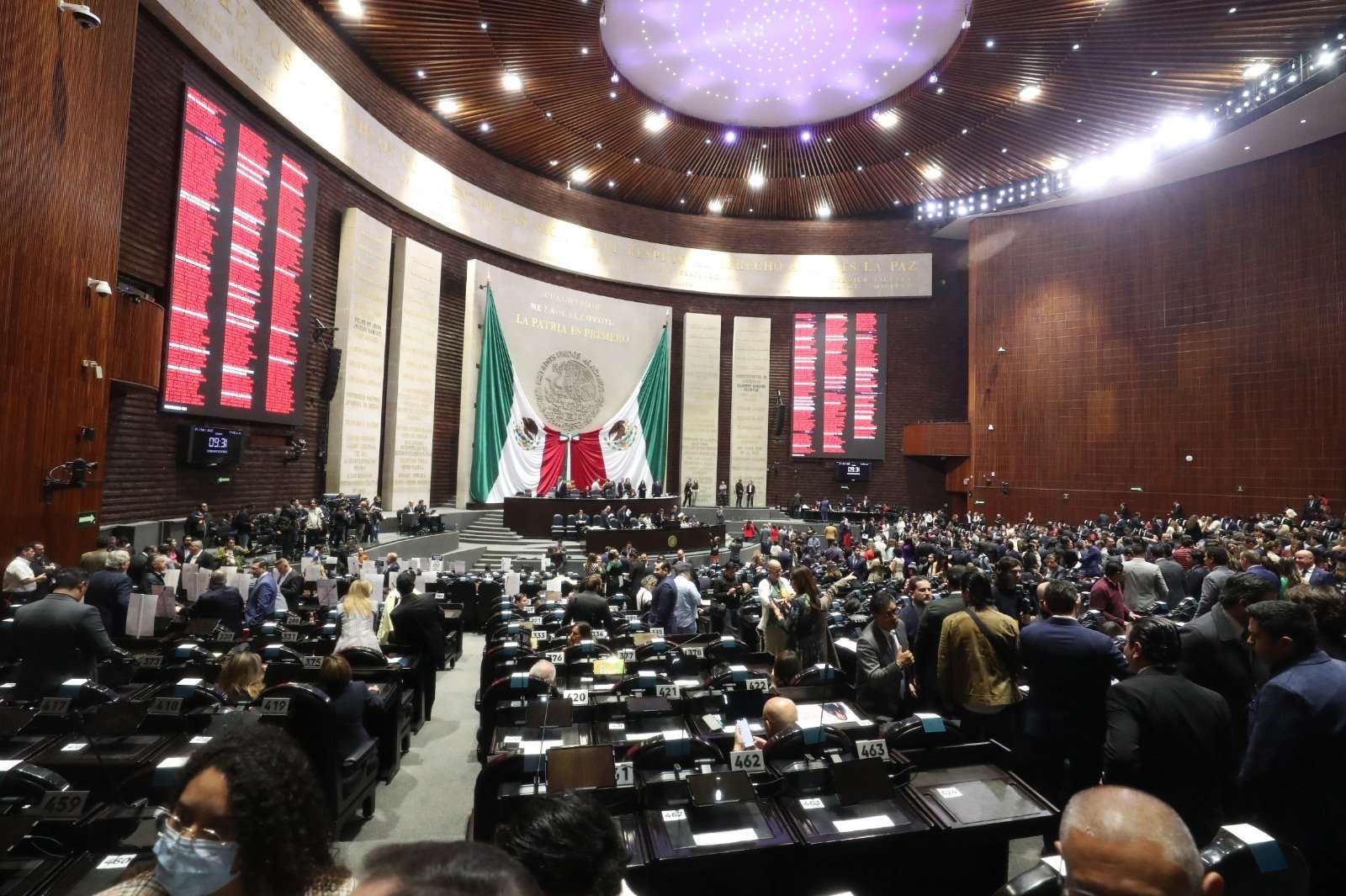 Aprueba Cámara de Diputados modificaciones a leyes del Infonavit y federal del trabajo