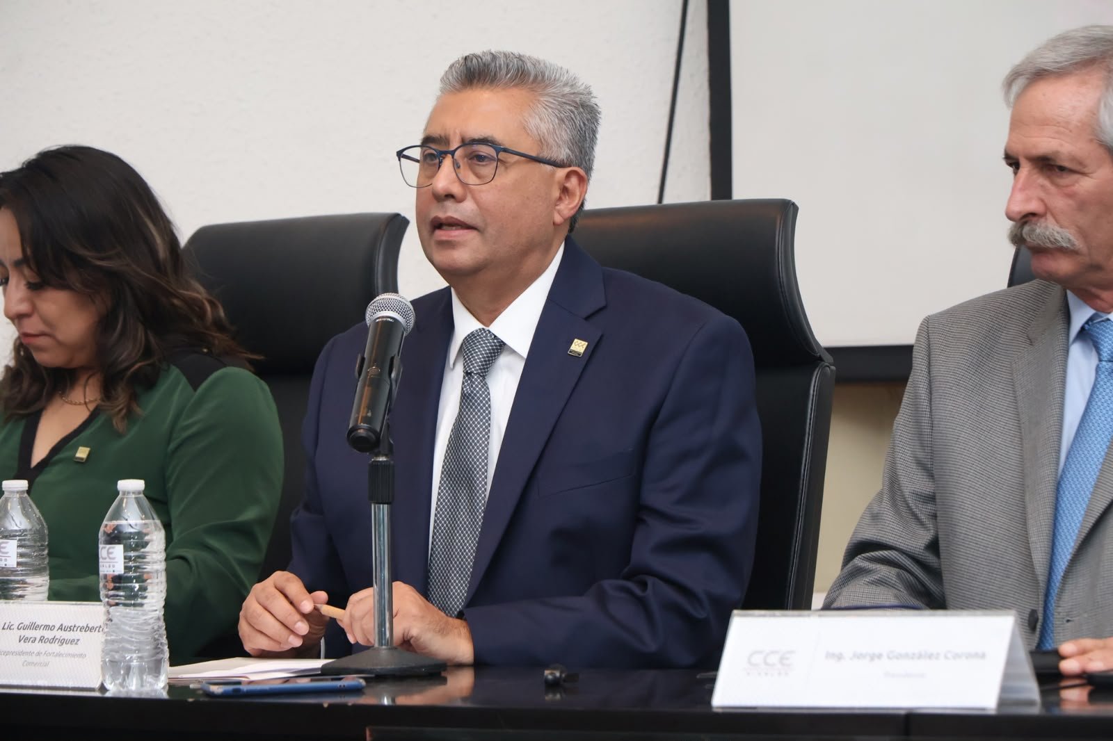 Avalancha de prendas chinas pone en jaque al sector textil de Hidalgo