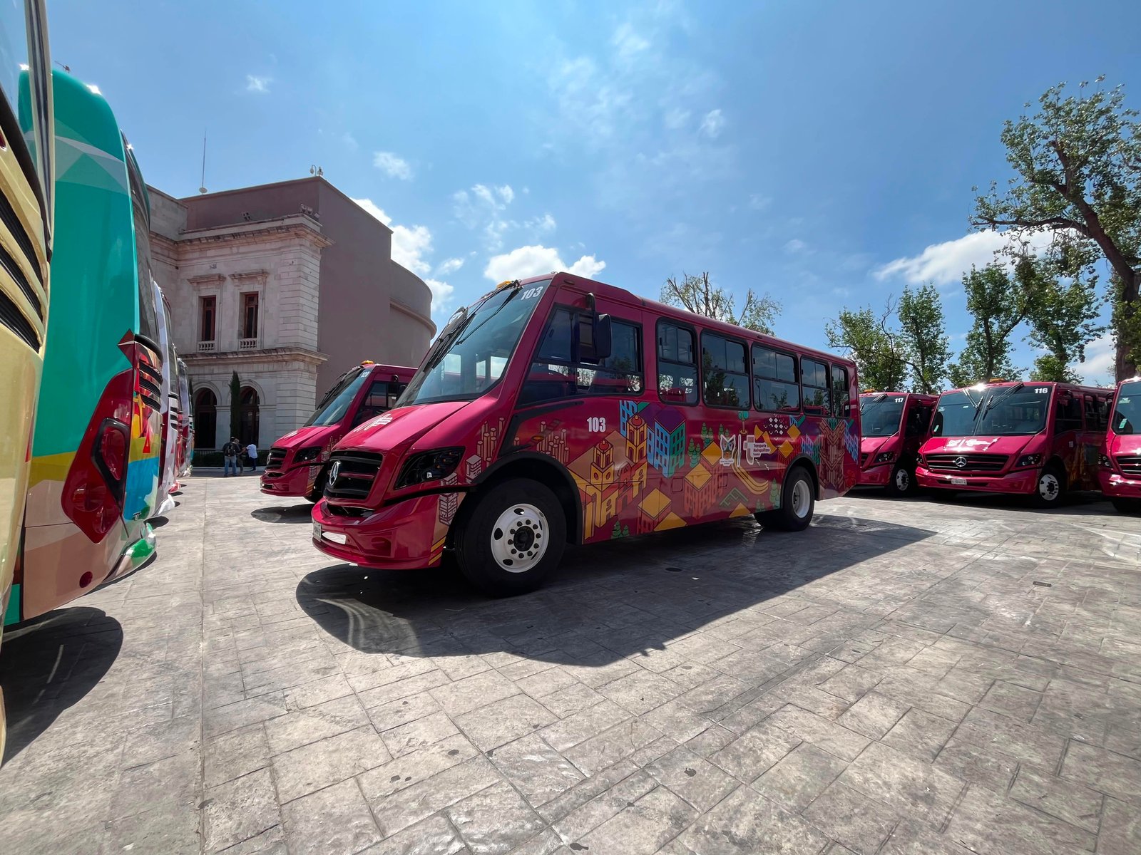¿Buscas empleo al volante? Lanzan convocatoria para vacantes del sistema de transporte metropolitano