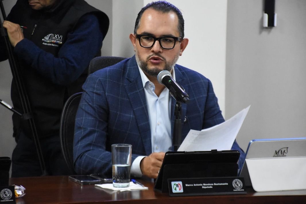 Renuncia Marco Antonio Mendoza a la dirigencia del PRI, para evitar una elección "a modo"