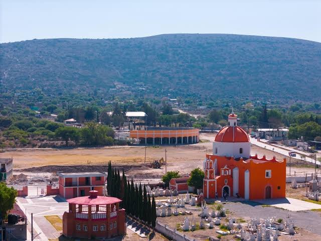 Acusan a Universal del Bienestar de el Cardonal por negar inscripción a licenciatura