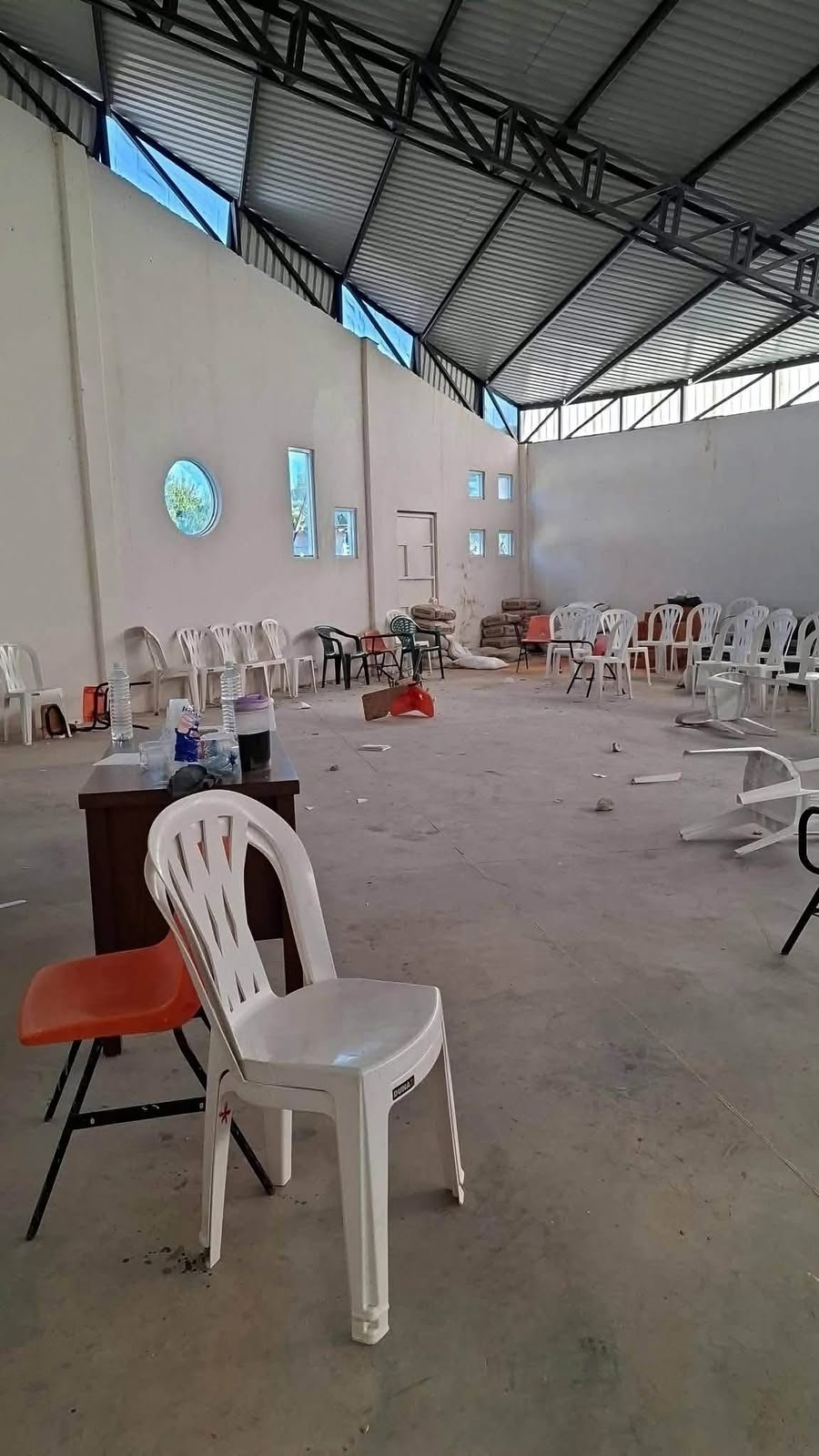 SSPH ejecuta operativo y libera a presidente municipal de San Salvador tras privación ilegal de la libertad; 10 policías resultan lesionados