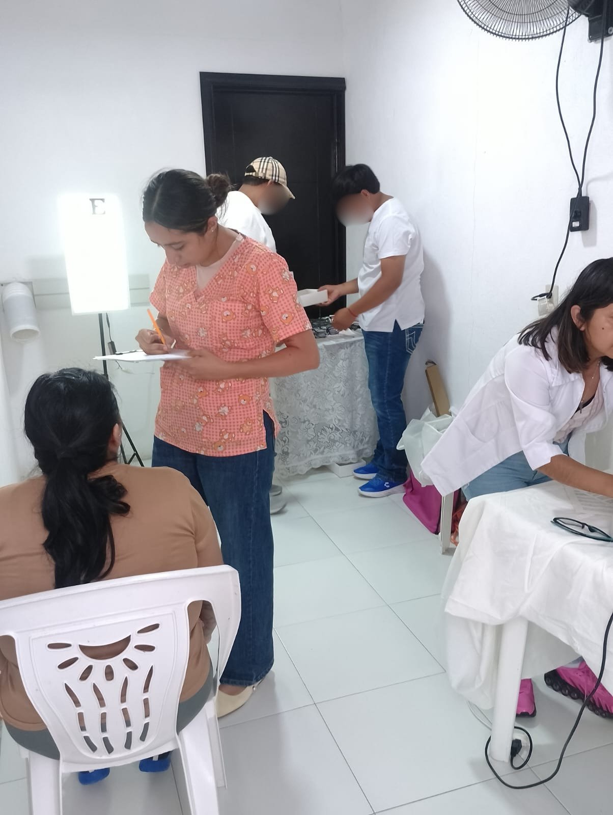 SSPH implementa jornada de optometría en el Cereso Huasteca como parte de la atención integral a la población penitenciaria