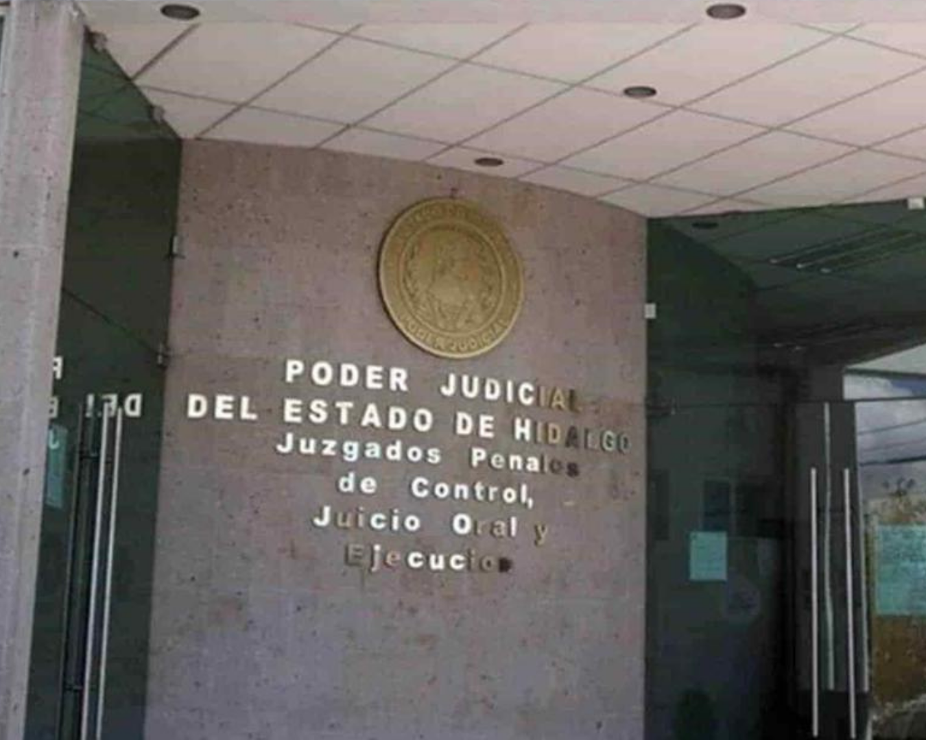 Jueza avala suspensión condicional en caso de violencia vicaria