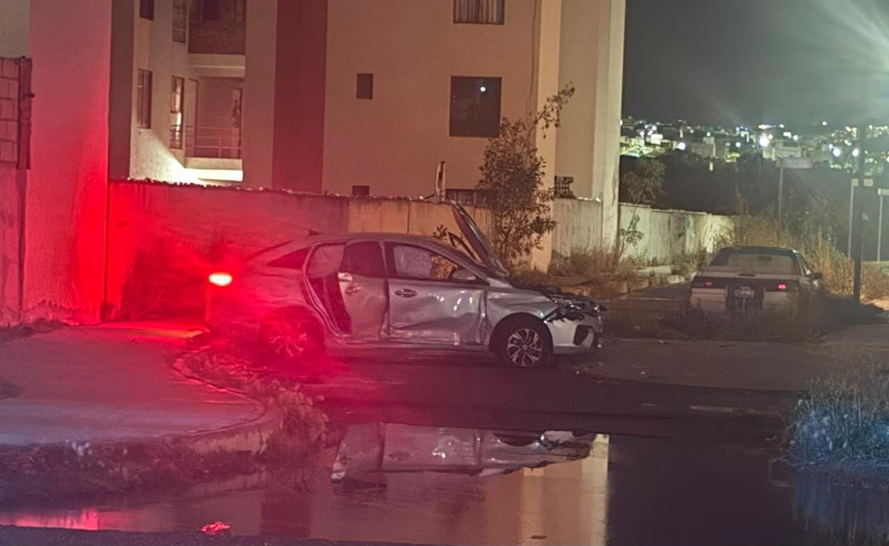Conflicto vecinal por estacionamiento desata riña colectiva en Paseos de Chavarría