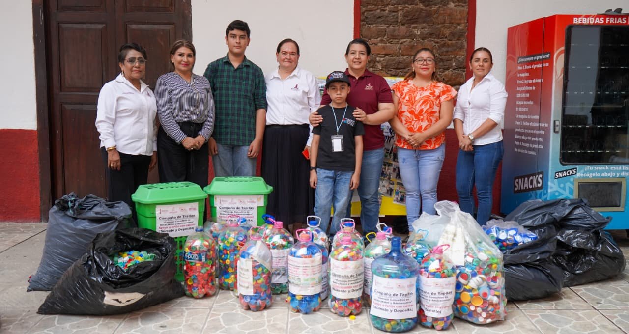 Huejutla mantiene campaña permanente de recolección de tapitas en apoyo a niñas y niños con cáncer
