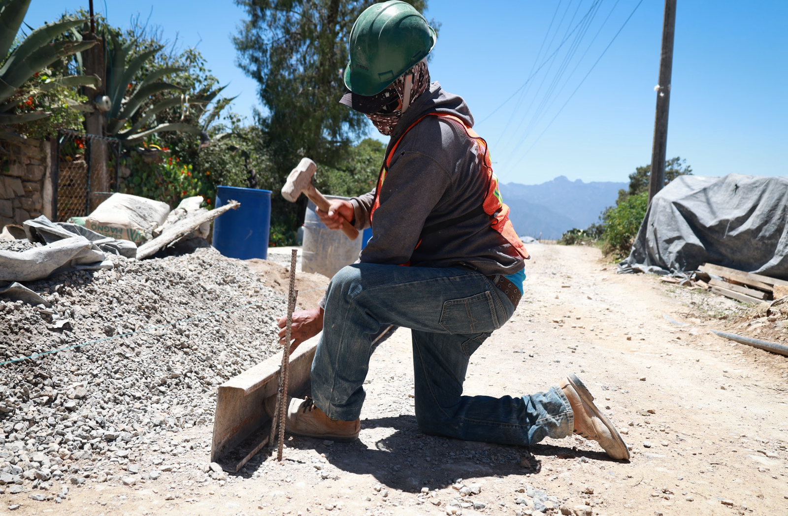 Gobiernos estatal y federal formalizan inversión conjunta de 326 millones de pesos para infraestructura en Nicolás Flores