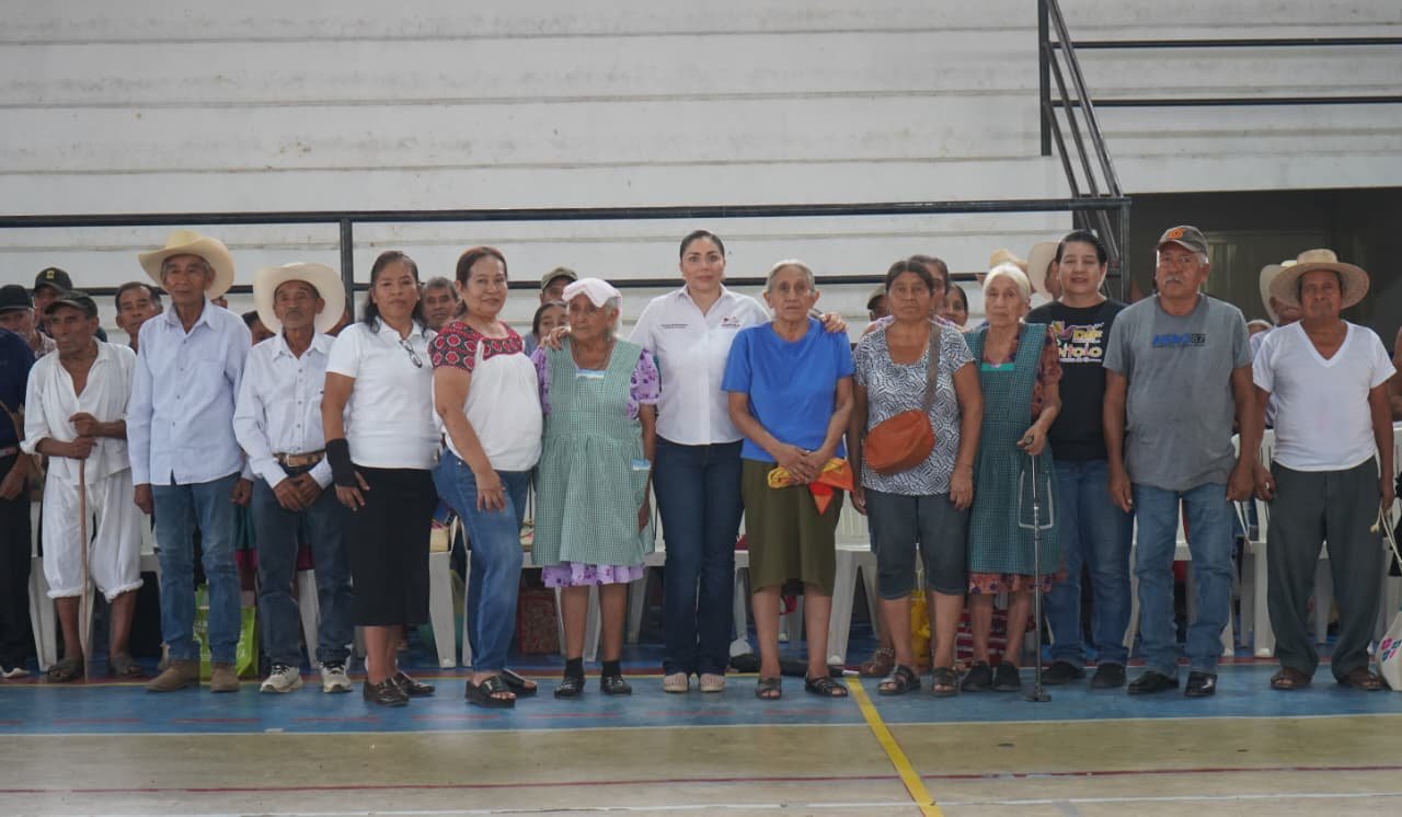DIF Huejutla inicia entrega del programa alimentario “Es Por Ti”